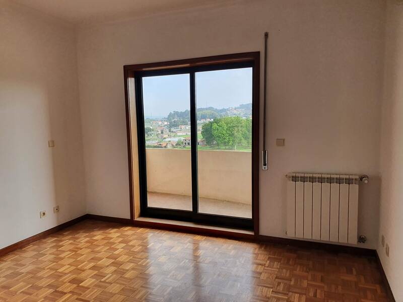 Apartamento T2 Paço de Sousa - Penafiel - Image 8