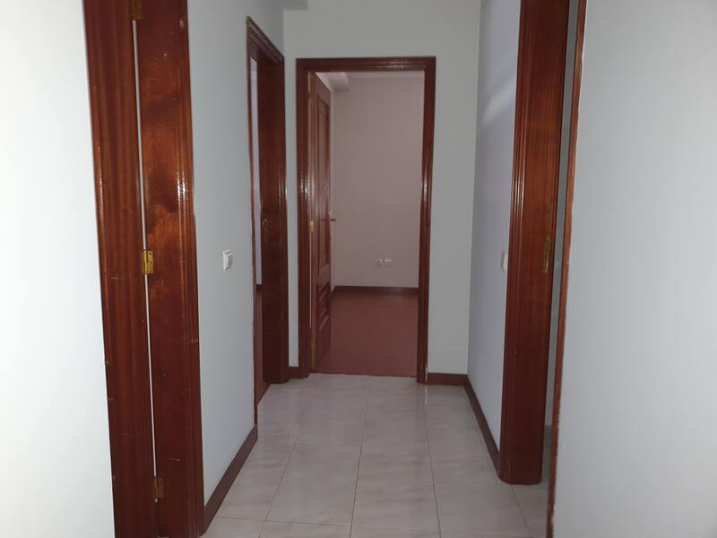 Espetacular T3 em Gondomar com Garagem e Lareira - Image 5