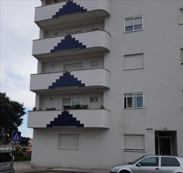 Espetacular T3 em Gondomar com Garagem e Lareira - Image 18