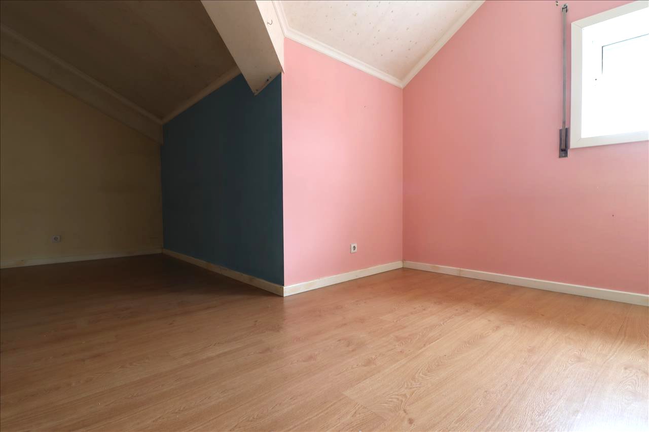 undefined - Image 10