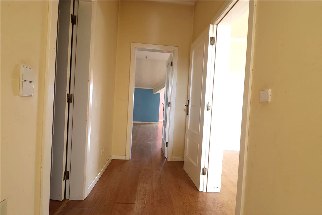 undefined - Image 9